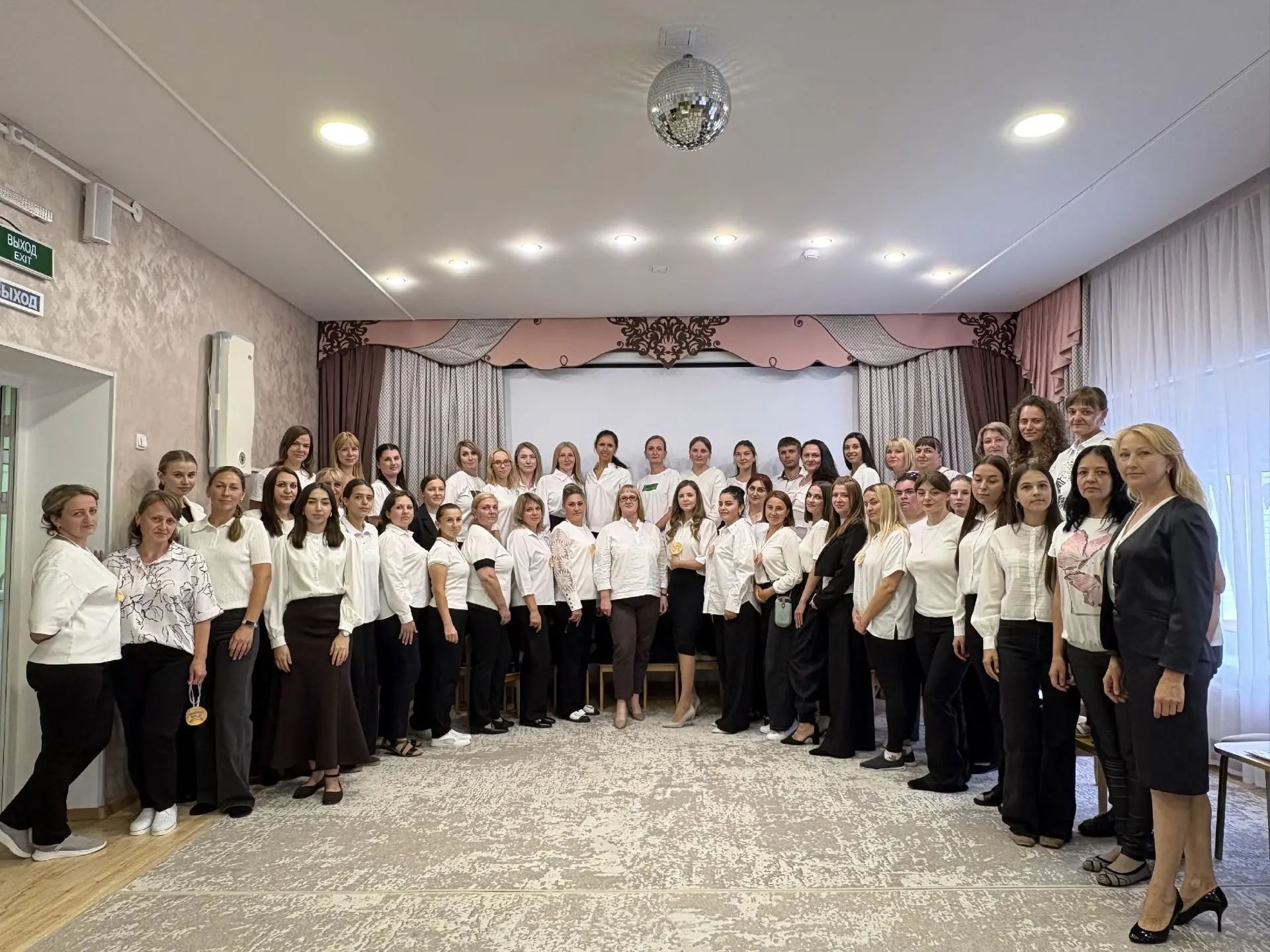 🧑‍🎓 Сегодня в нашем дошкольном учреждении состоялся традиционный установочный педагог...