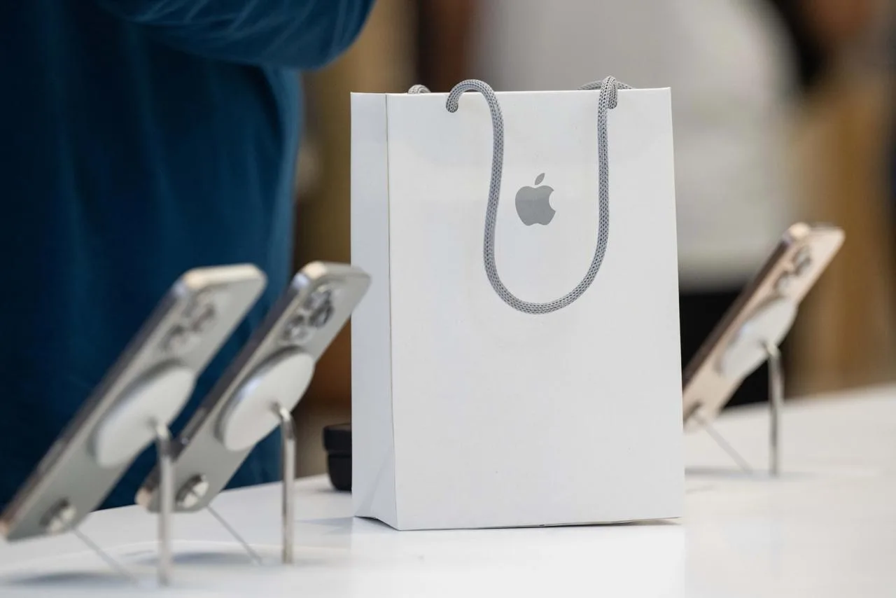 Apple запускает программу аренды своих устройств с правом выкупа, partnering с Klarna. 

С 28 июля с