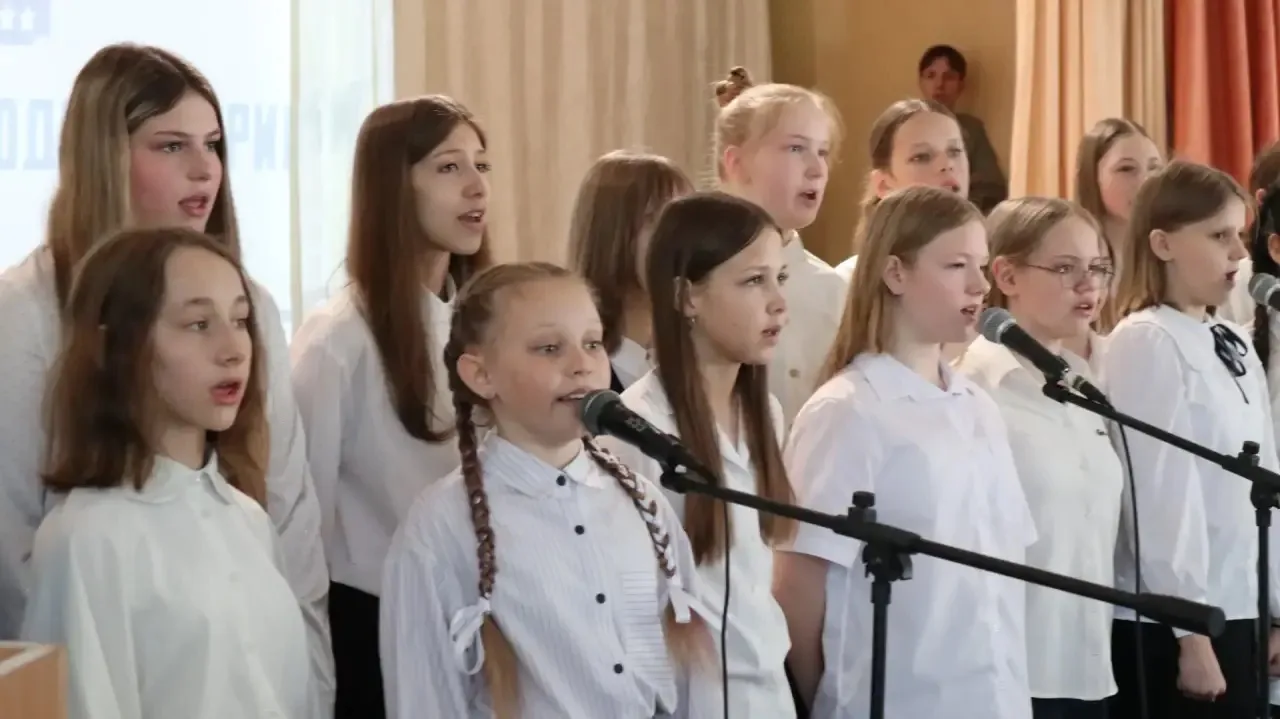 «В бой идут одни «старики»  Дорогие друзья, педагоги и родители! В преддверии Дня Великой Победы в н
