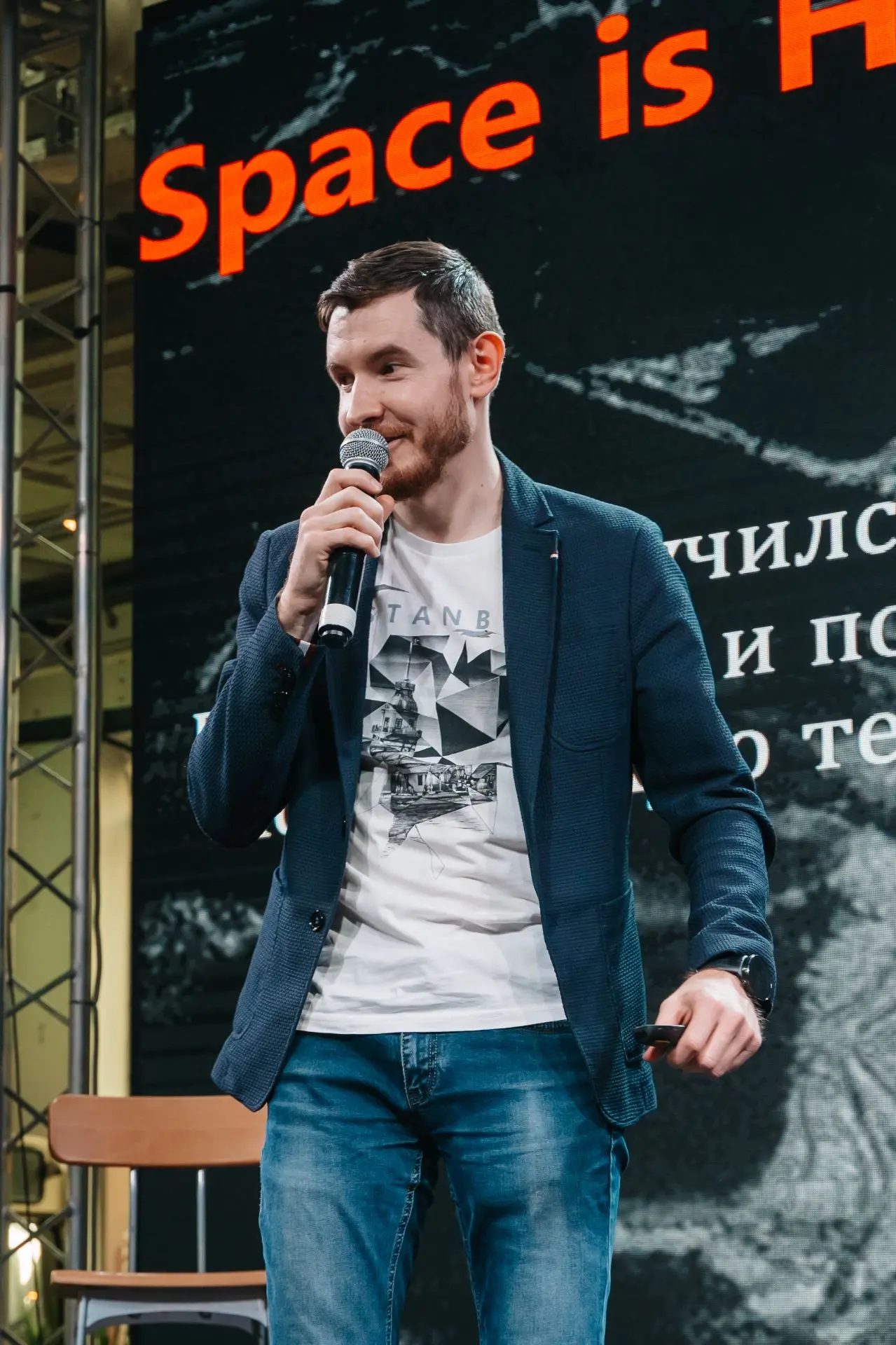 Привет! Меня зовут Александр Малинин 👋