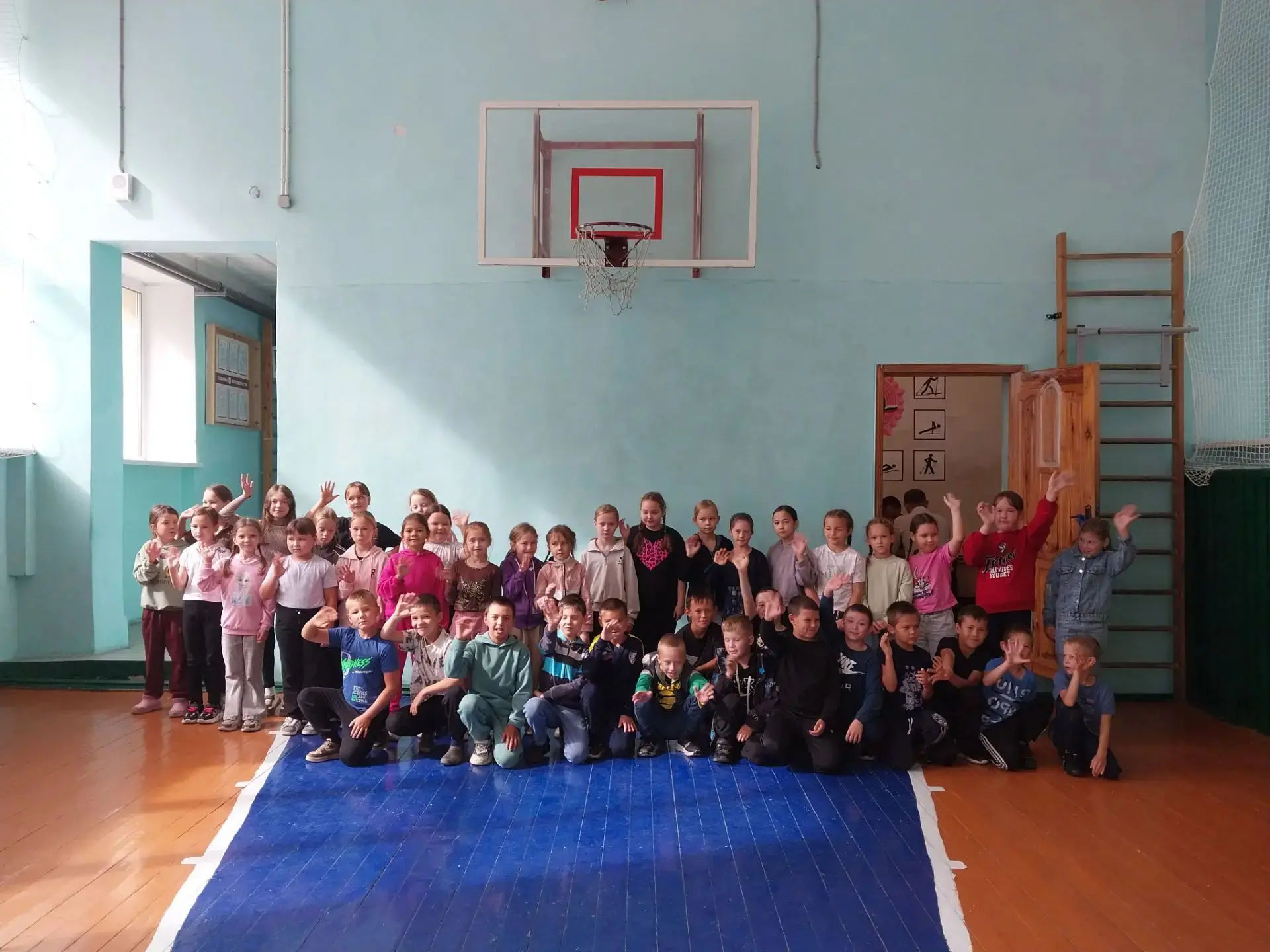 Лето пролетело незаметно, и каникулы уже подходят к концу. Но наши Орлята- второклассни...