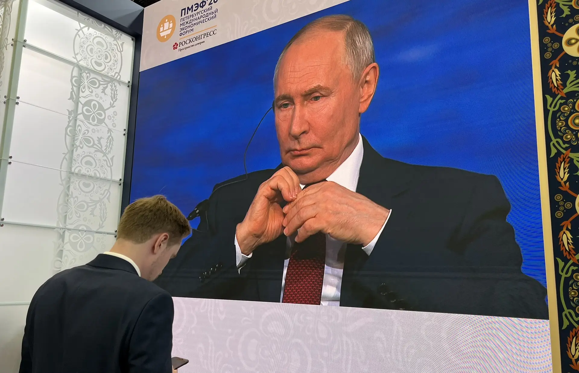 Пока гости ПМЭФ слушают Владимира Путина, РБК Петербург заканчивает работу на экономическом форуме

