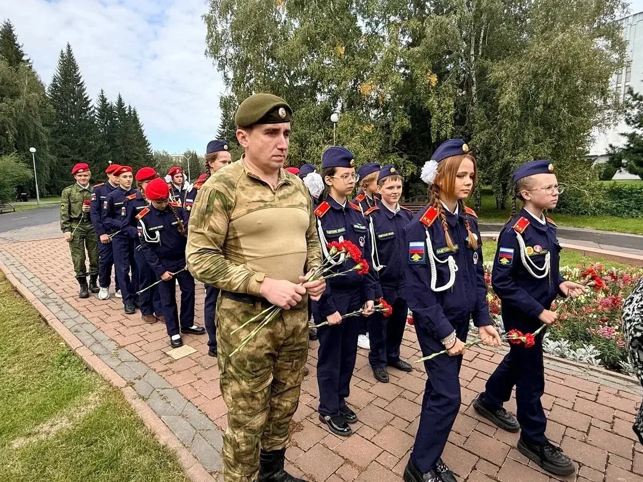 🕯️ ЩИТ РОДИНЫ И ЖИВАЯ СВЯЗЬ ПОКОЛЕНИЙ