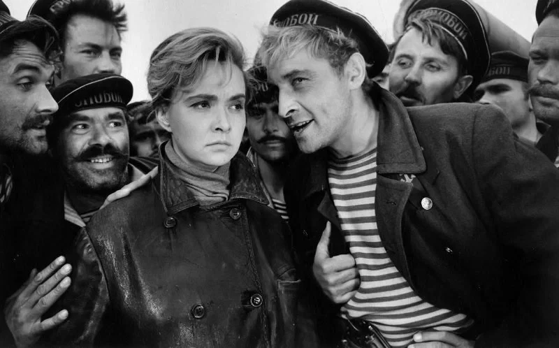 «Оптимистическая трагедия» (1963) — женщина среди анархистов. Смотреть всем!

1918 год, Гражданская 