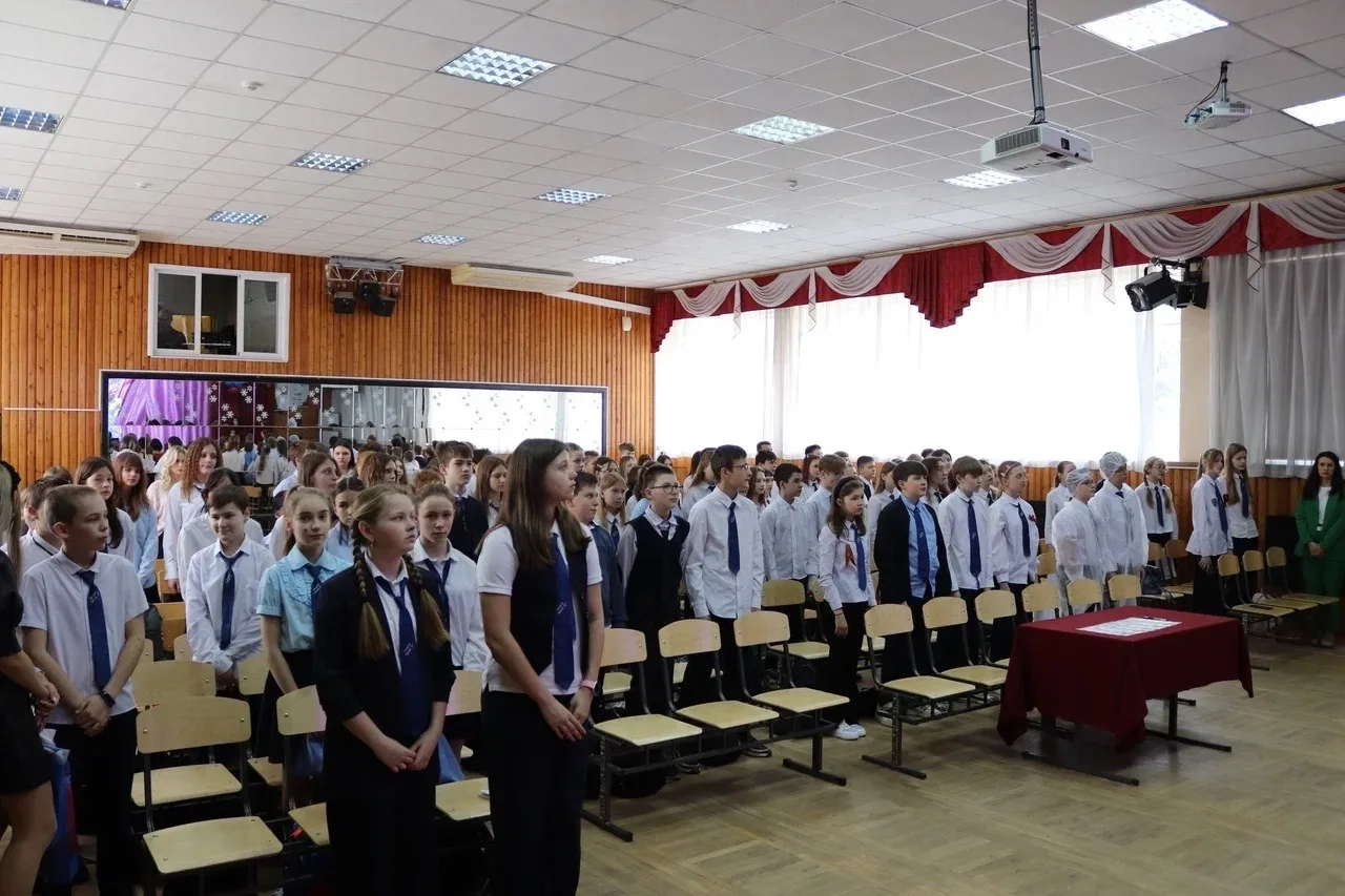 🌸 Фестиваль «Школьная весна: У нас единая страна, у нас единая семья»!🌸