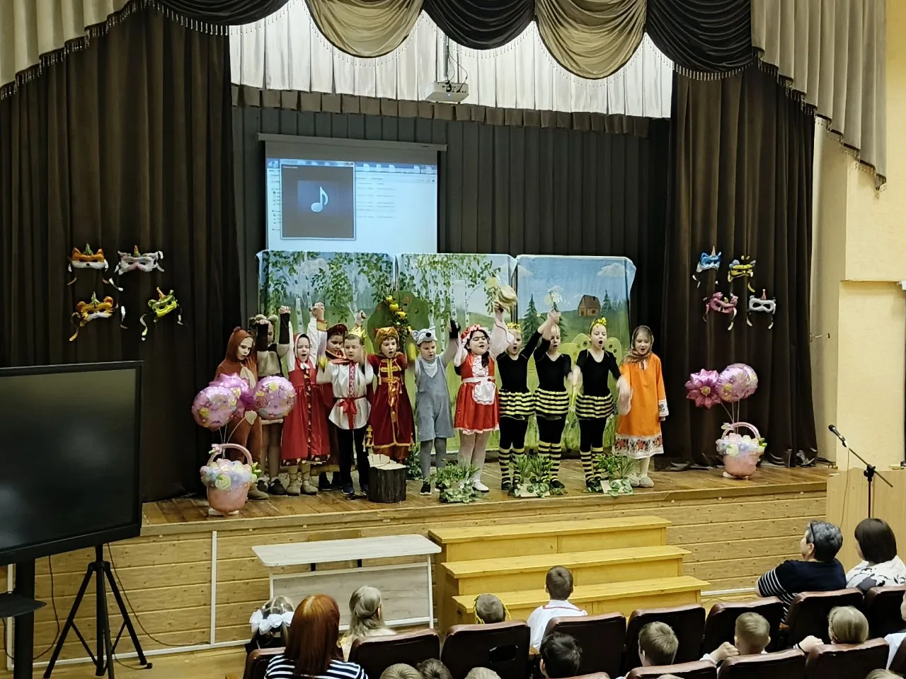 27 марта- Всемирный день театра✨  💥 Всемирный день театра - праздник всех театральных деятелей и  це