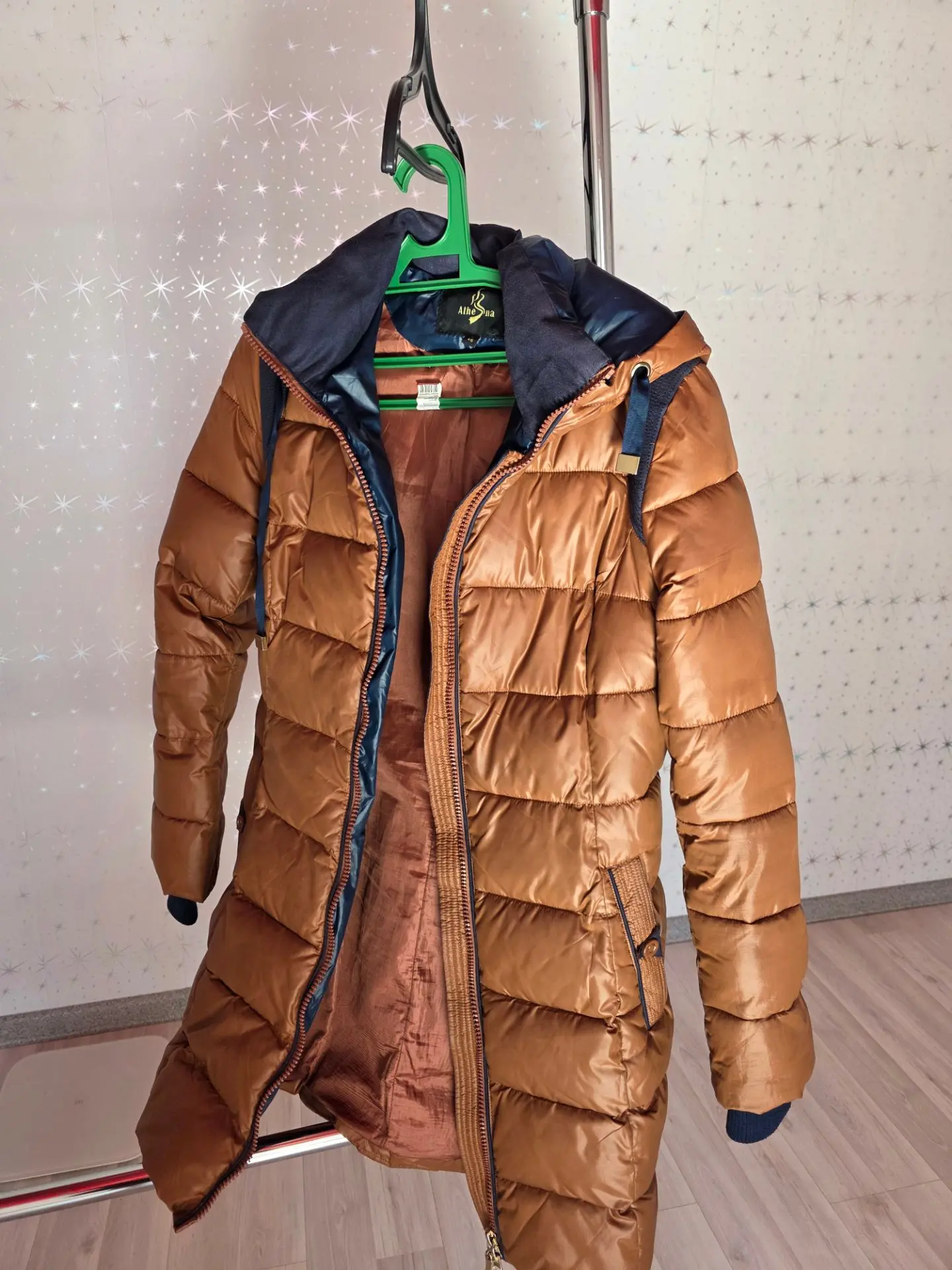 Продам тёплое зимнее пальто. Состояние отличное. Размер 44-46р. 800р.