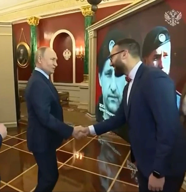 Владимир Владимирович, с днём рождения 🎁