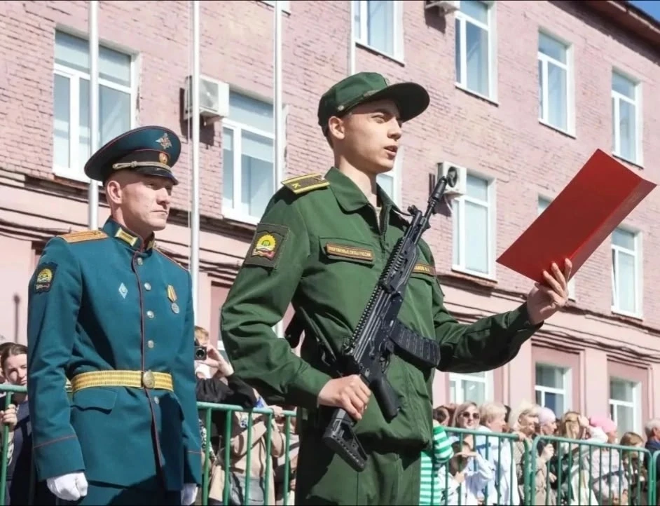 Коллеги по военно-историческому клубу «Наследие» сердечно поздравляют нашего соратника ...