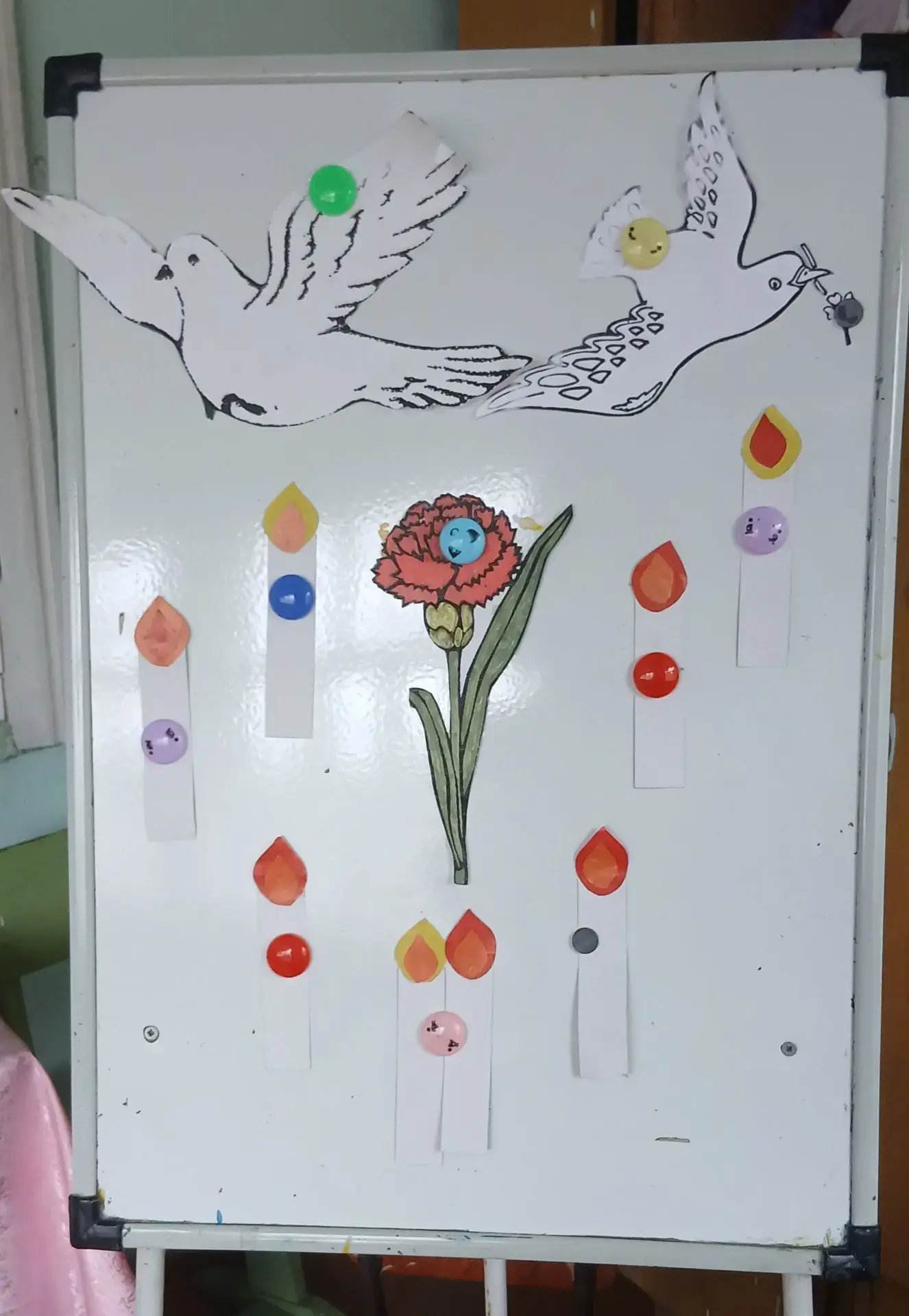 Сегодня прошло особое занятие — «Свеча памяти». 🕯️
С воспитанниками поговорили о важности мира, пам