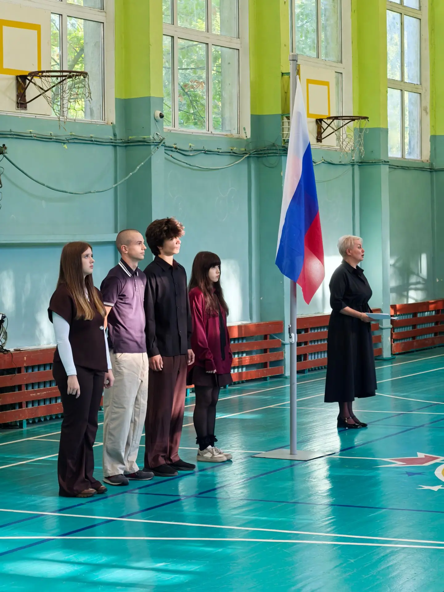 🇷🇺 Сегодня право торжественного поднятия флага было предоставленно  активным участник...