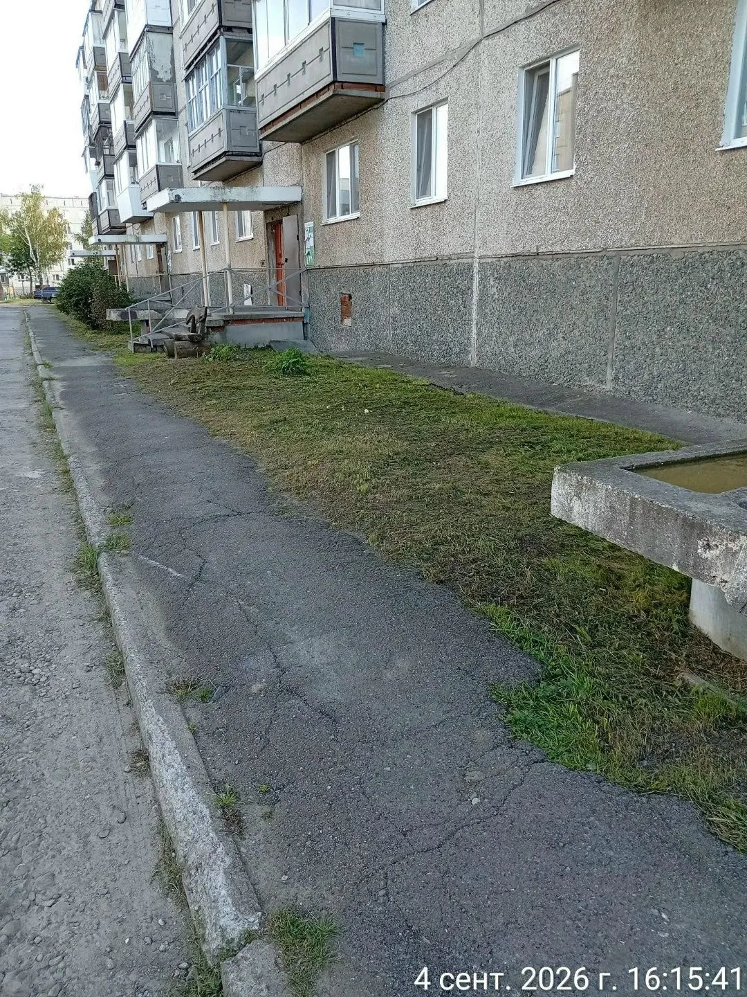 Уборка придомовых территорий.
