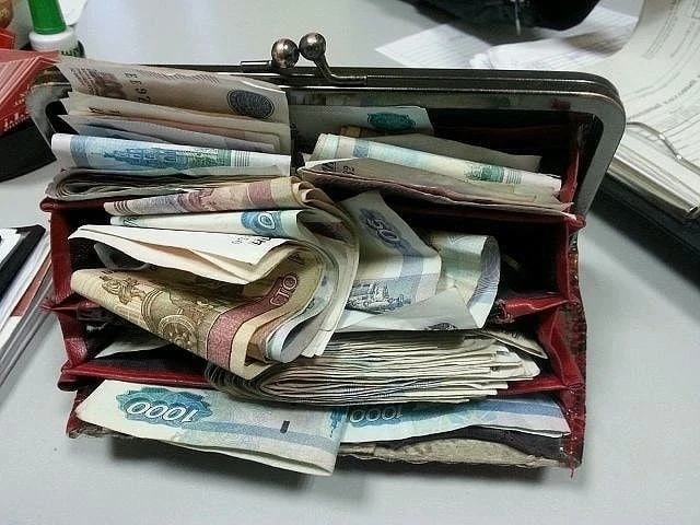 ОБЕРЕГ ДЛЯ РАБОТЫ И ФИНАНСОВОГО ДОСТАТКА💰💰💰  Напишите на листке бумаги такой оберег и носите его с с