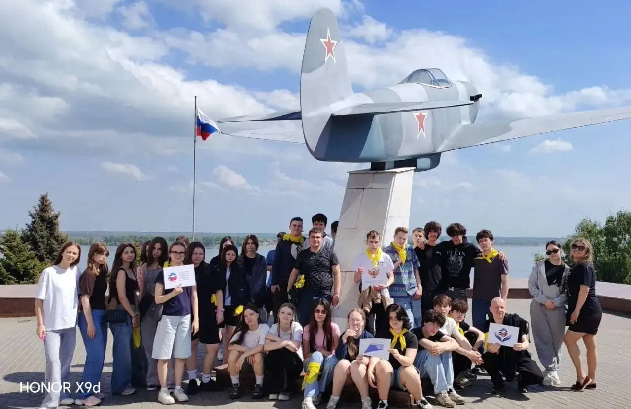 9 классы завершили учебный год поездкой в Волгоград! 🇷🇺  Наши ребята вместе с классными руководителя