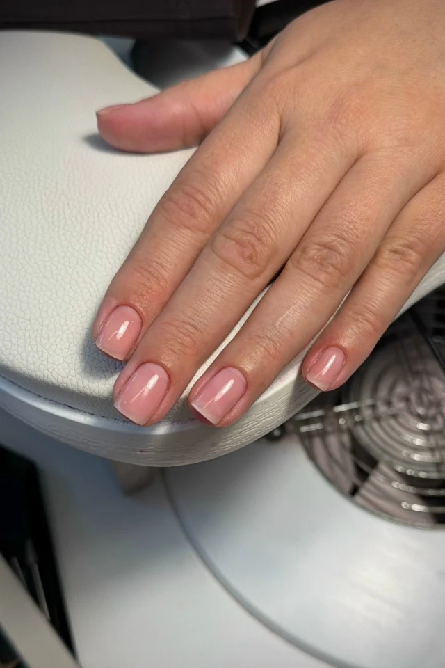 📣 Ищем моделей для маникюра с покрытием! 💅