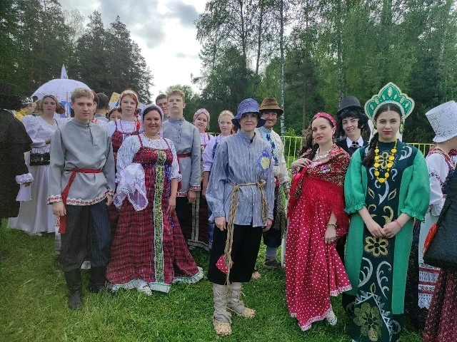 Областное театрализованное шествие-конкурс в рамках Дней Пушкинской поэзии и русской ку...
