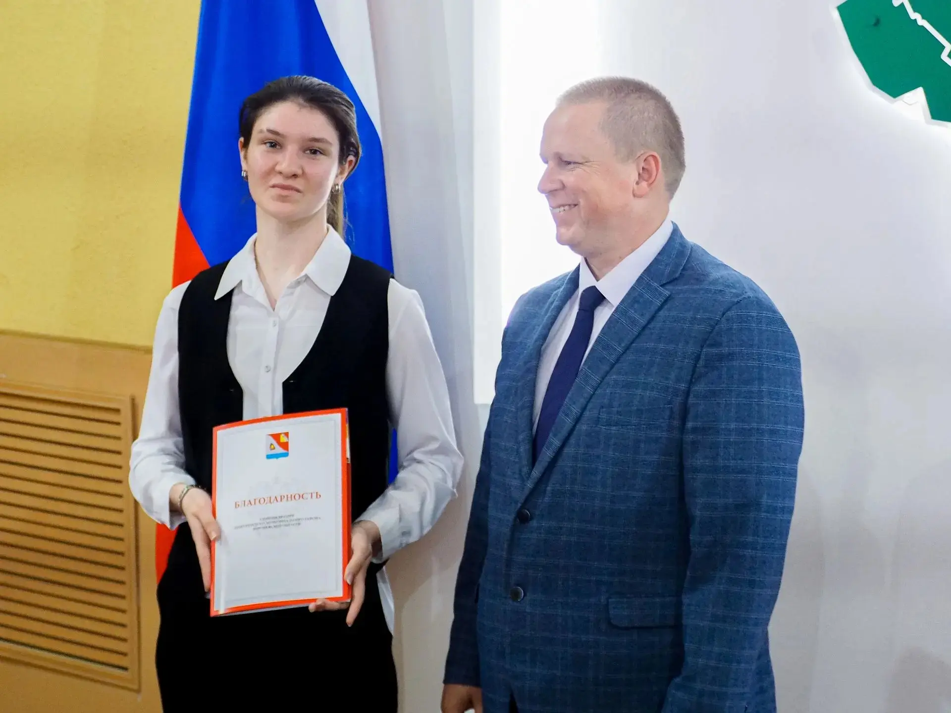 Будущее района — в талантливых руках! 🌟18 июня в конференц-зале районной администрации царила по-на