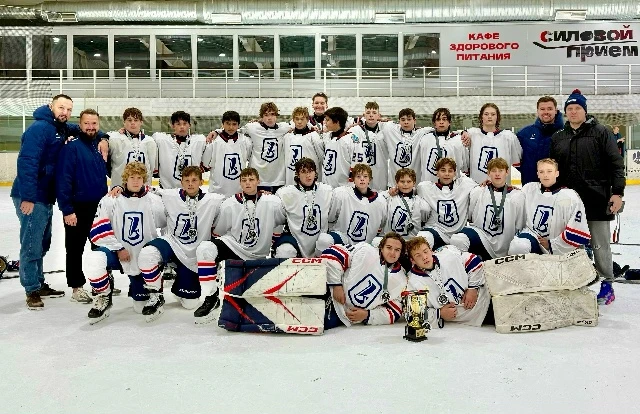 ХК «Лада» 2012 заняла второе место в турнире «Alga Cup» в Казани🥈🏆