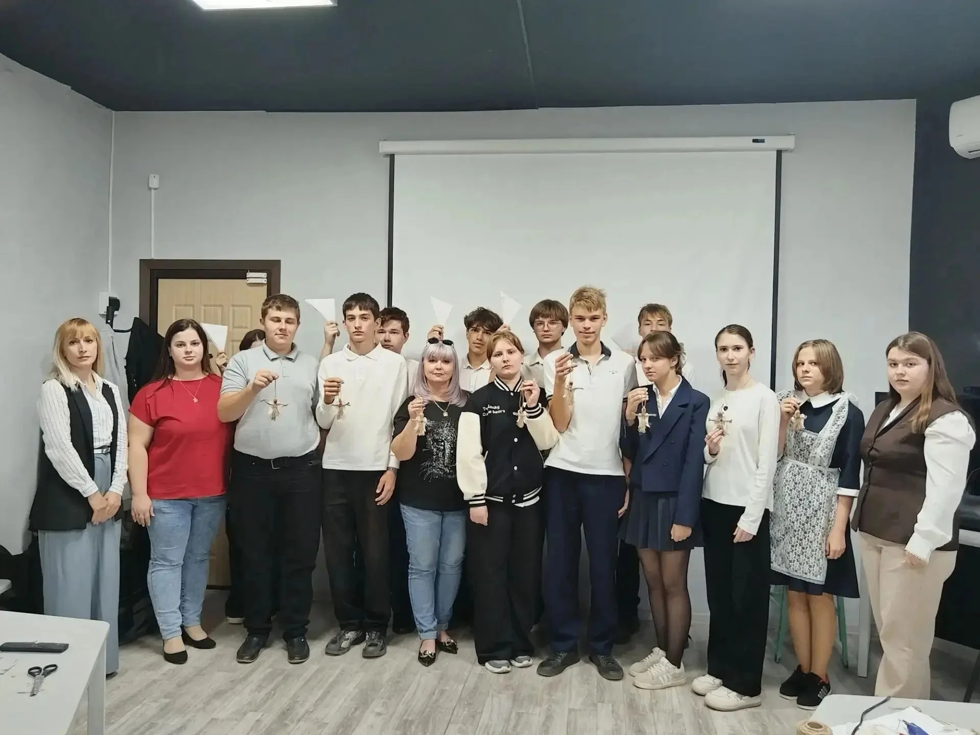 Обучающий мастер-класс по изготовлению оберега «Ангел-хранитель» для бойцов СВО