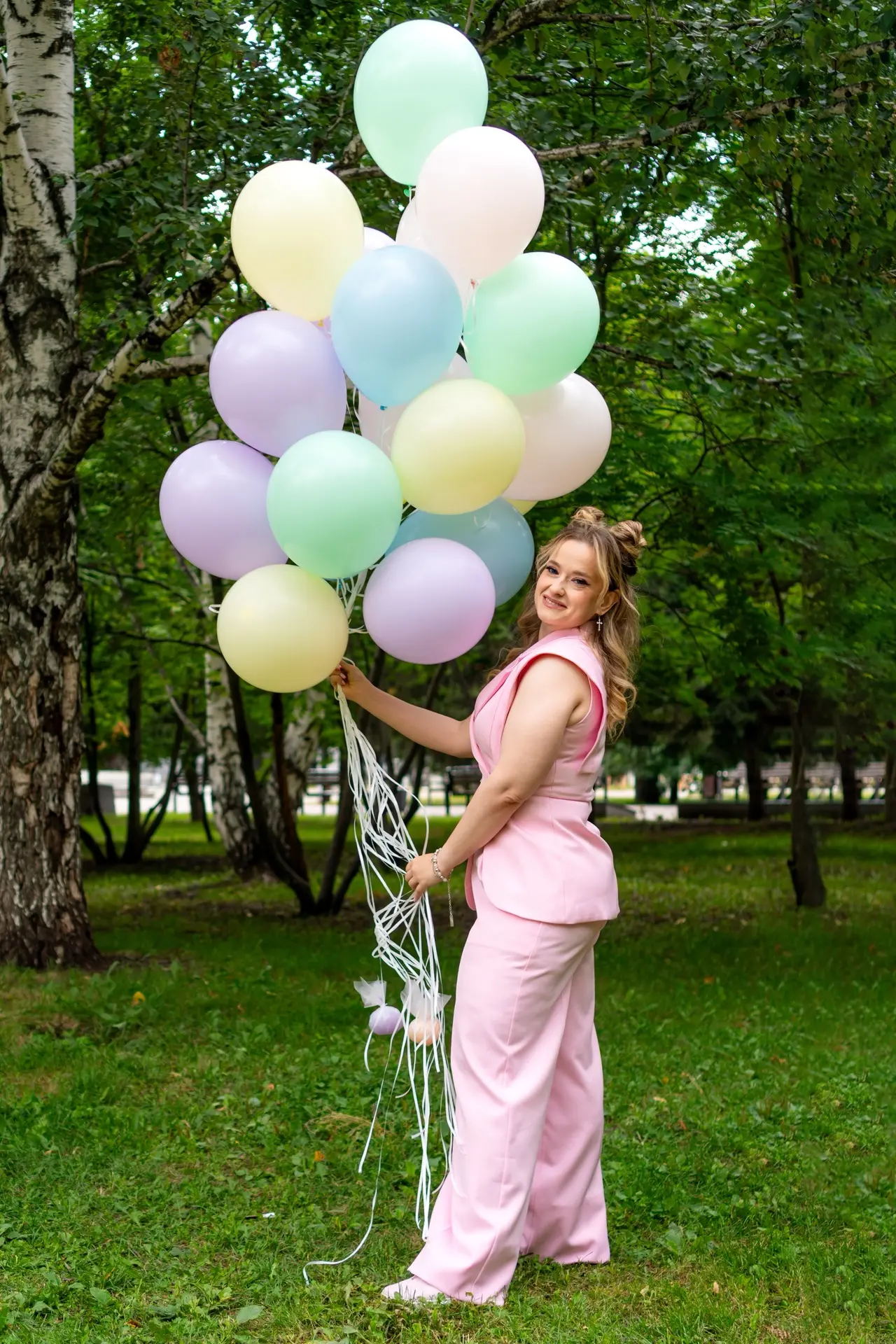 Не упустите возможность занять местечко на летнюю фотосессию с огромной связкой шаров �...