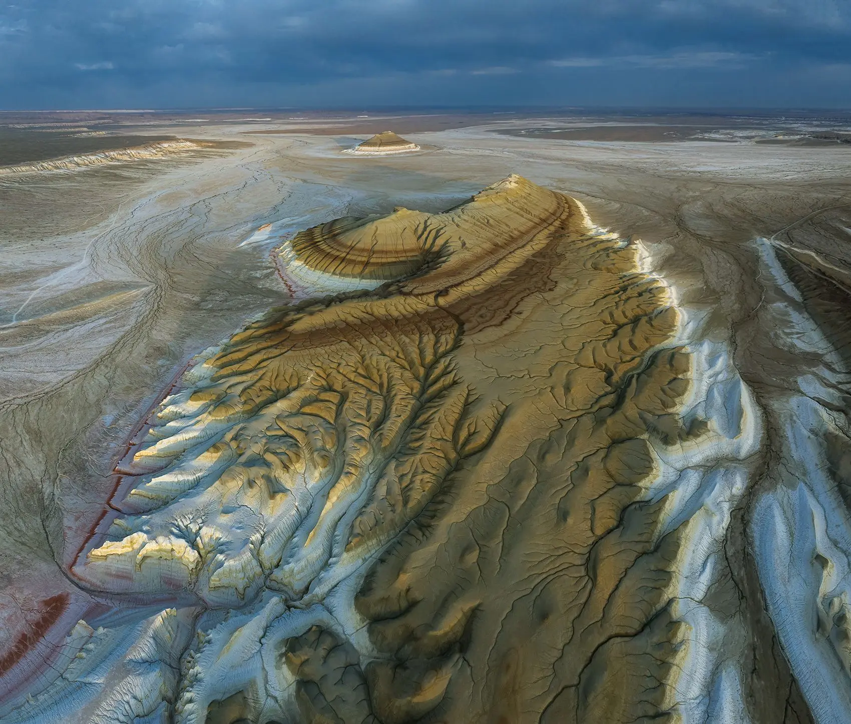 Причудливые рисунки урочища Кызылкуп. Мангистау. Западный Казахстан. В следующем году фототуры в апр