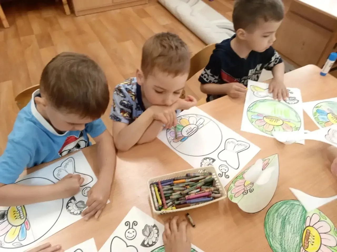 Как мы отметили День бабочек! 🦋

19 июня в группе «Кораблик» было по-настоящему интересно! Мы присо