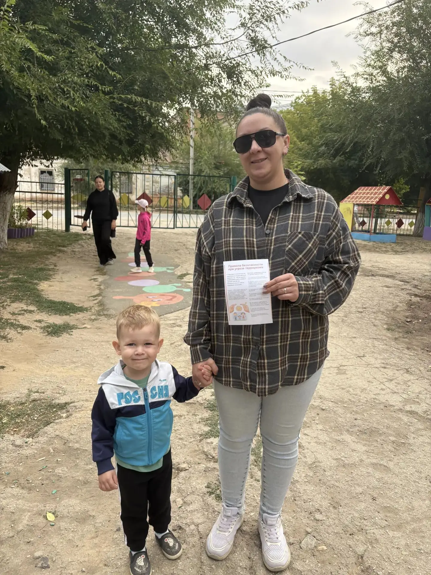 В целях сохранения здоровья и безопасности детей при угрозе террористической ситуации в...