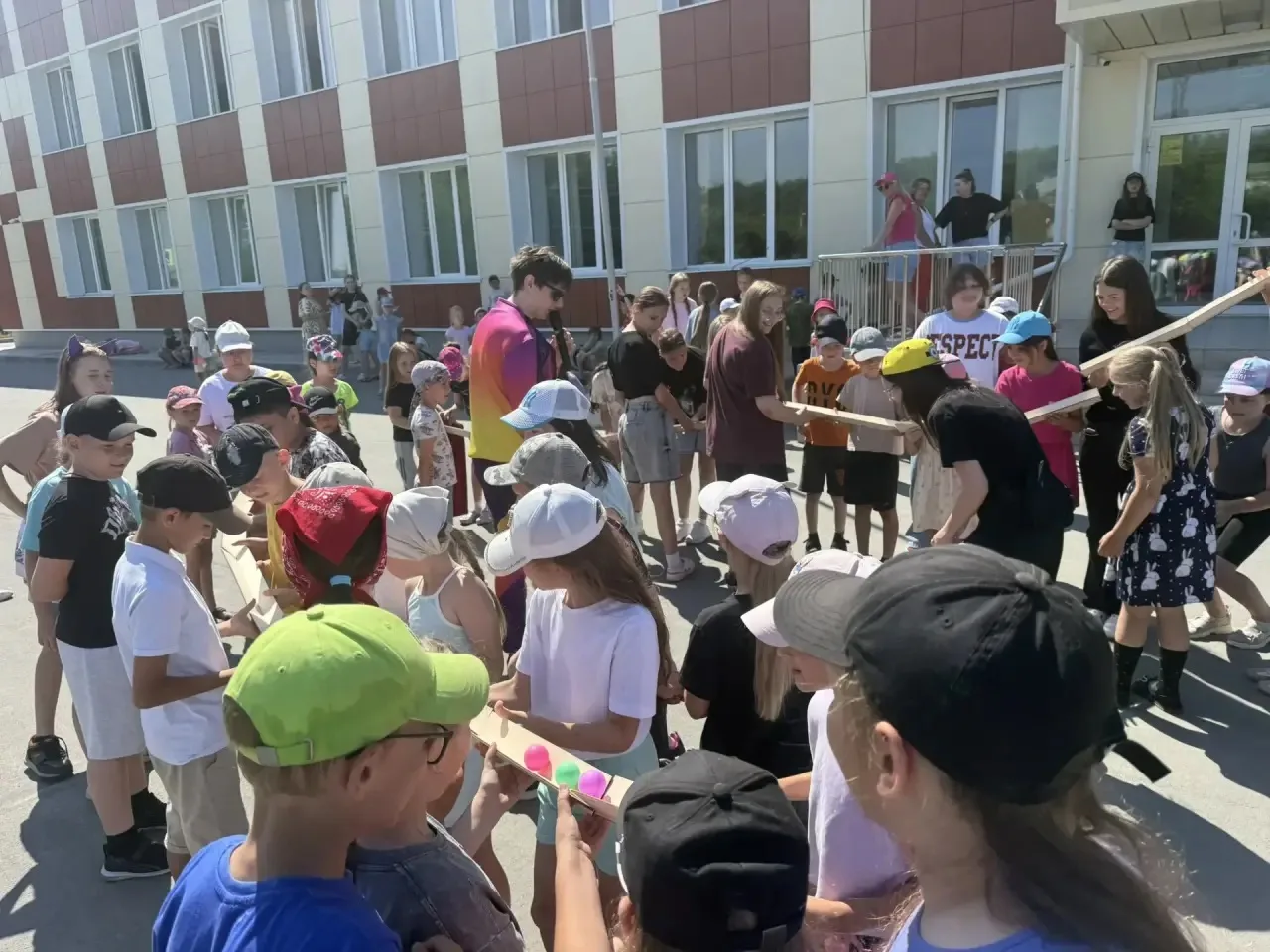 🌞✨ Новый день в лагере «Солнышко»🌞

Сегодня для старших отрядов день выдался особенно насыщенным и