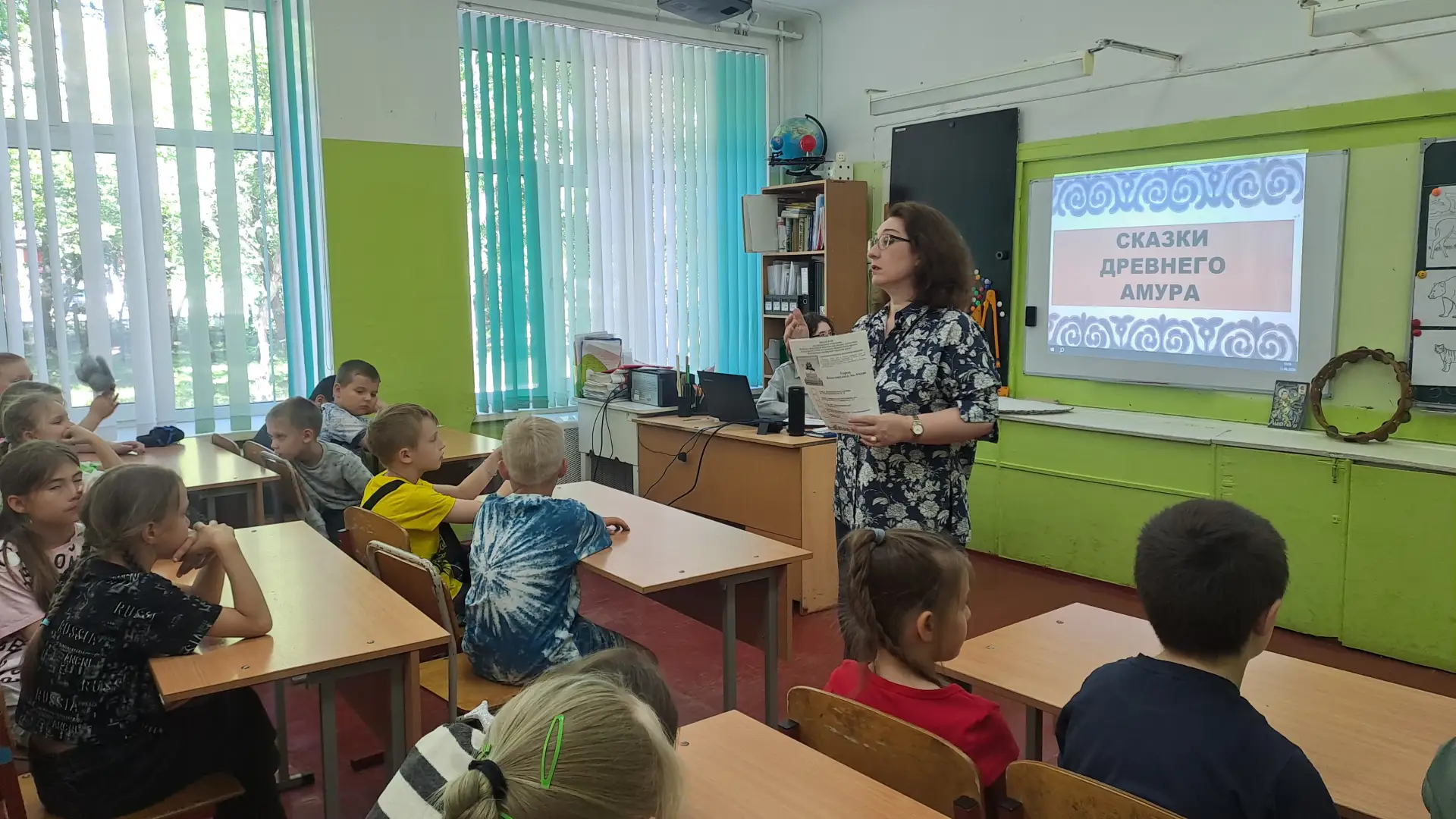 📸 День в пришкольном лагере: музыка, сказки и свежий воздух

А наши ребята продолжают активно и с п