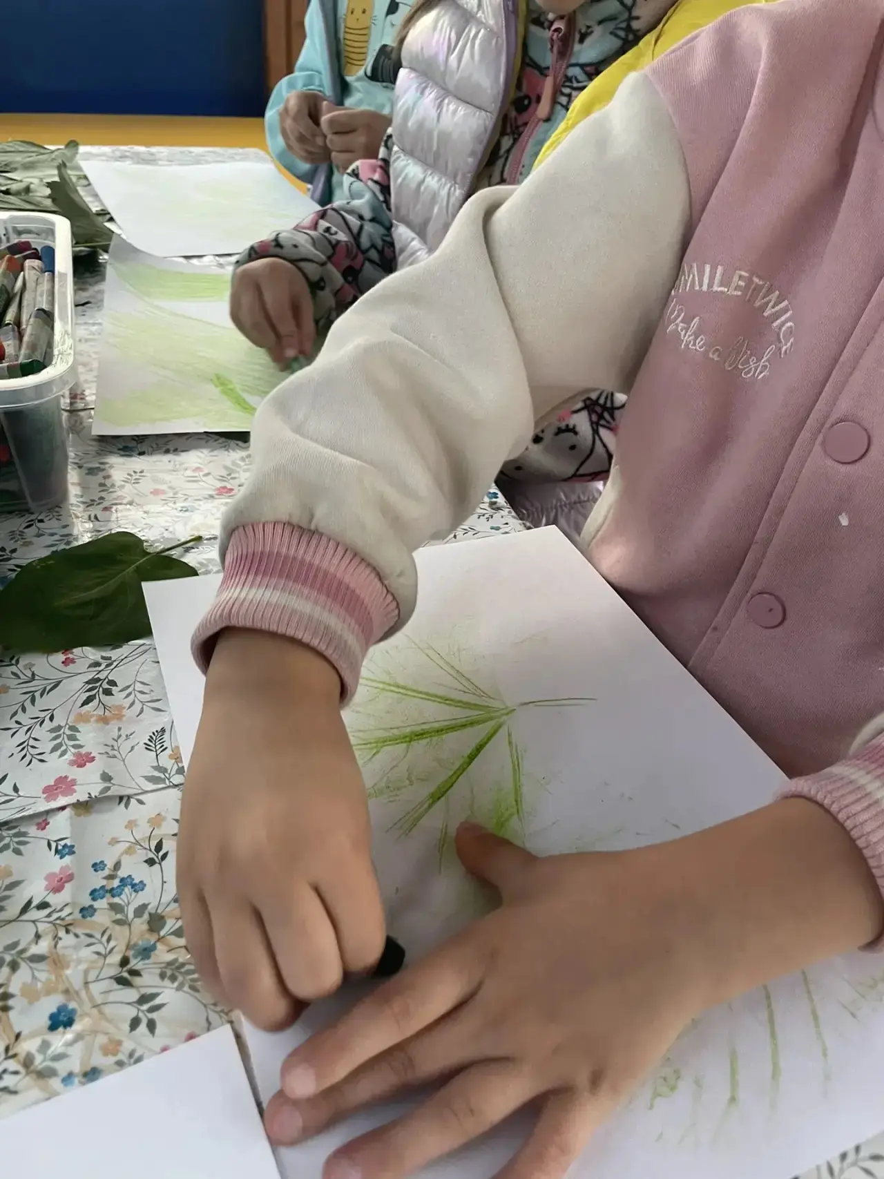 🌱 Сегодня в нашем детском саду прошёл увлекательный день, посвящённый творчеству и уди...
