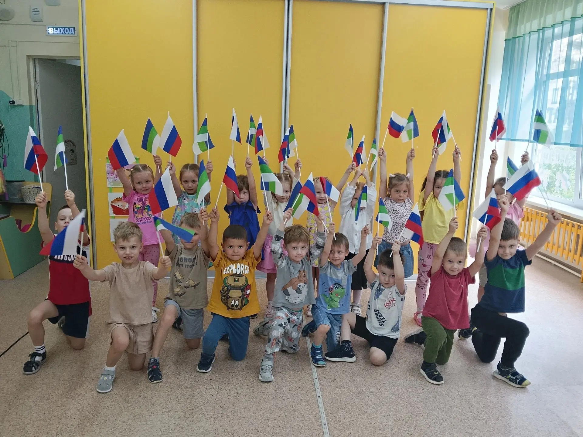 🇷🇺💙💚🤍Сегодня особенный день для всех нас: мы одновременно отмечаем два значимых со...