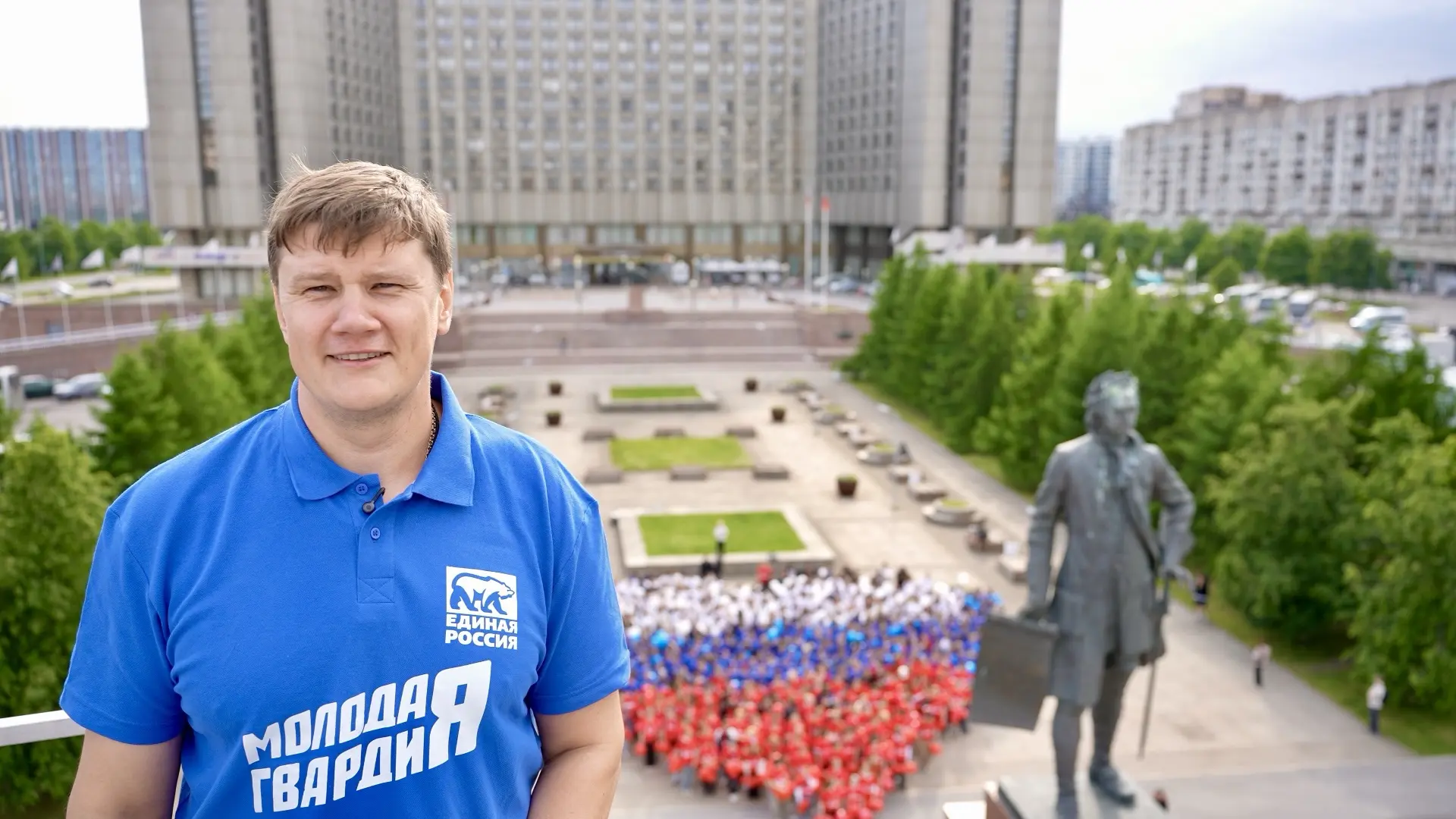 Друзья, поздравляю с Днем России! 🇷🇺

Россия - огромная страна с великой историей, сильным характе