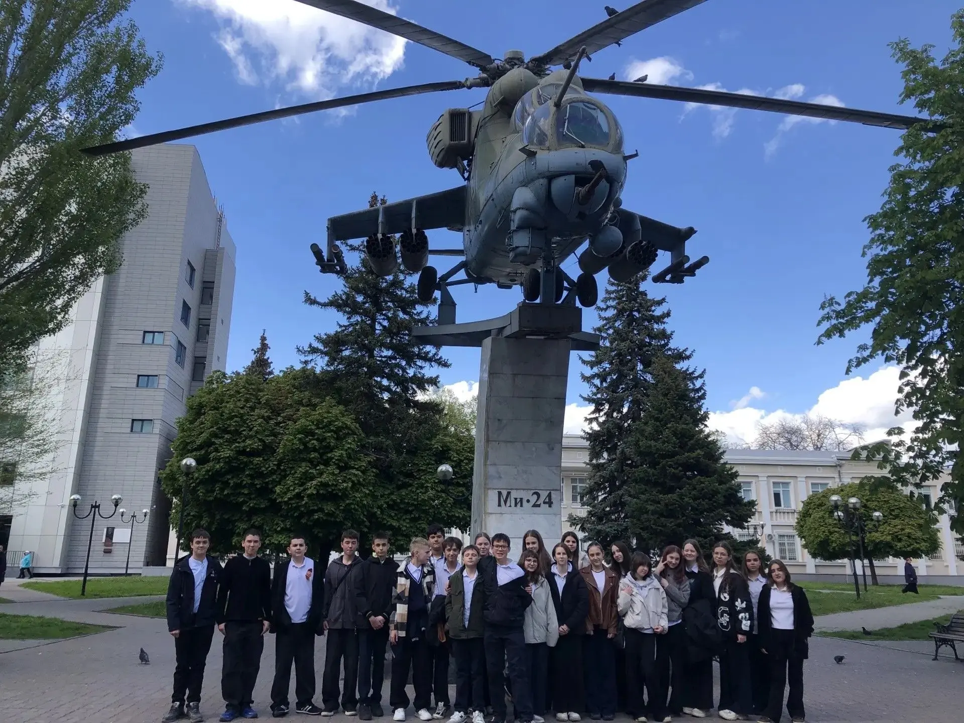 В рамках профориентационной программы ОАЮС «Неделя без турникетов», учащиеся 7 «Д» класса   посетили