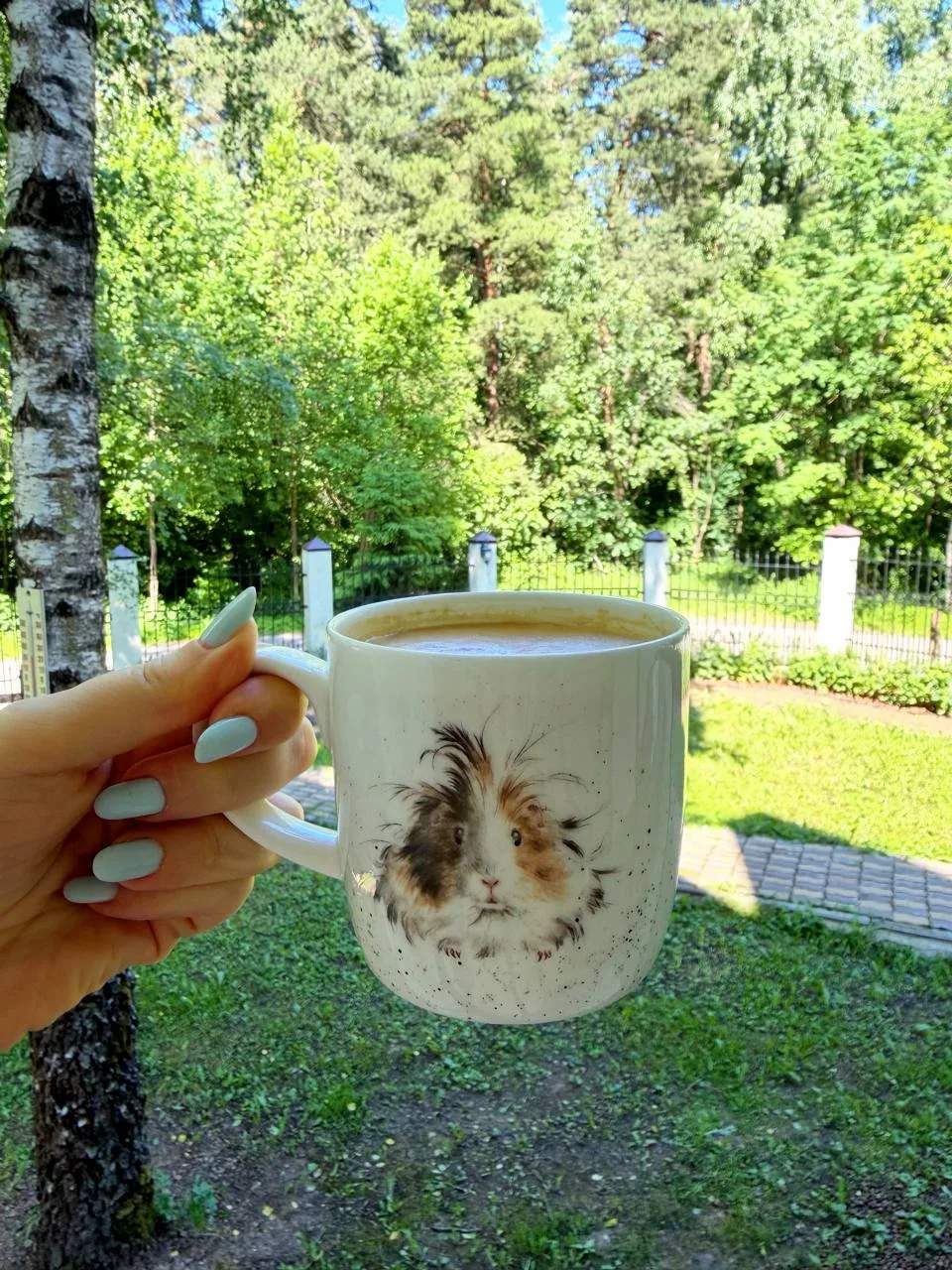 Какая у меня прекрасная жизнь!
Пусть это будет рубрикой лета - животные на моих кружечках)) сколько 
