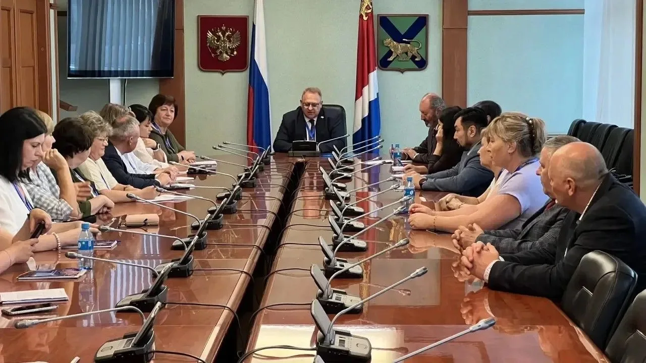 ⚡️ Во Владивостоке прошла встреча членов Президиума Союза МКСО и председателей крупных муниципальных