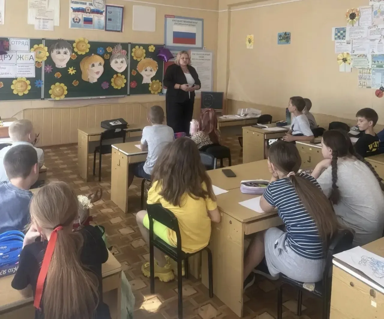 Лето — важная часть учебного года для школьников. В это время они отдыхают, восстанавливают силы и з