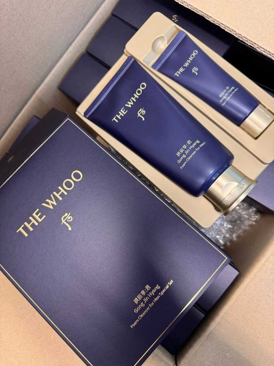 Пенка The History of Whoo Gongjinhyang Foam Cleanser for Men- тщательно очищает кожу ли...