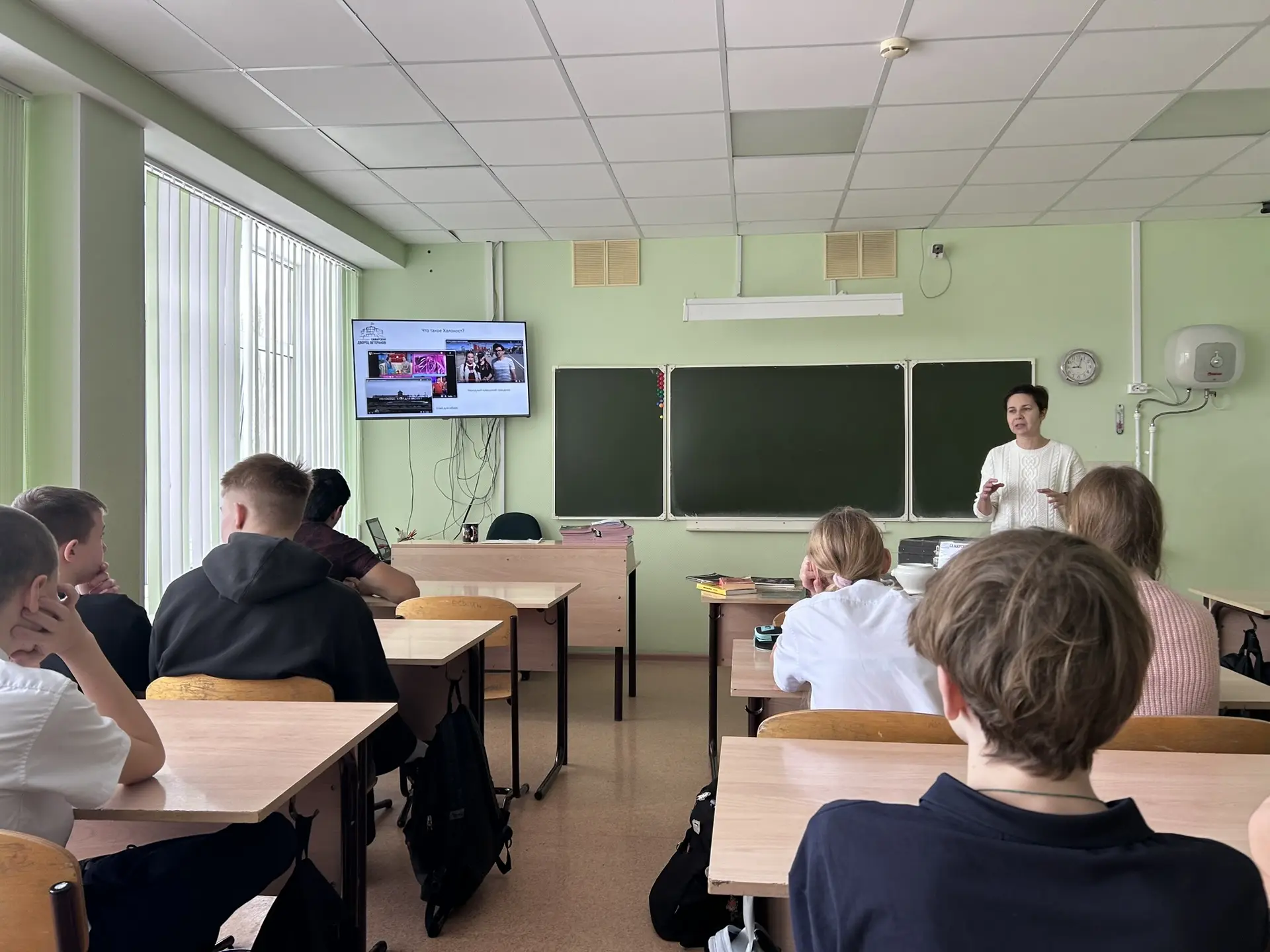 «Бабочки здесь больше не летают» — под таким пронзительным названием в нашей школе прошли классные ч