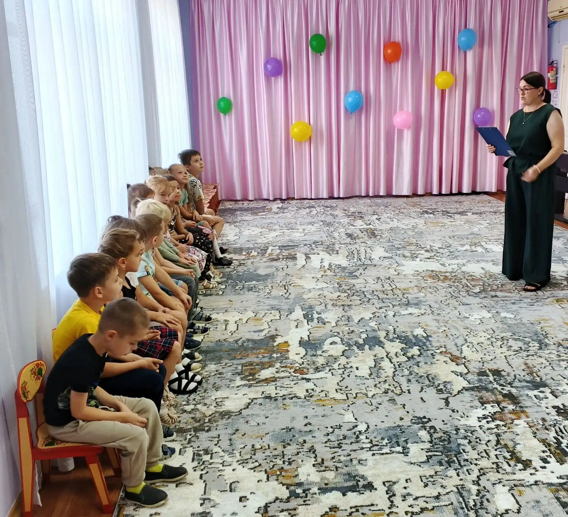 В МБДОУ №4 ст.Крыловской прошло праздничное мероприятие «Капризка в гостях у ребят»!