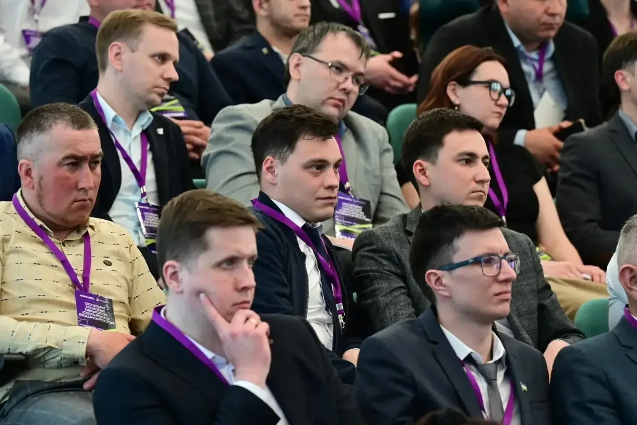 Продолжаем цикл встреч с нашей молодежью. Сегодня в Геномном центре в Уфе мы собрали более 200 молод