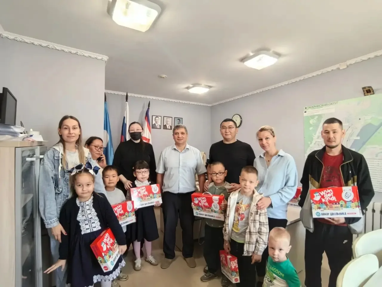 Акция «Собери ребенка в школу» в Гагаринском!