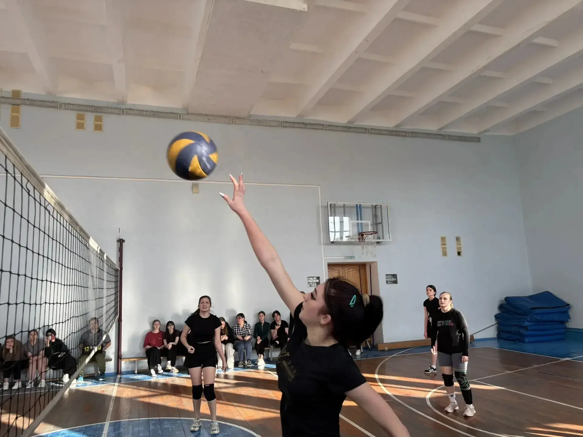 🏐 С 31 марта по 3 апреля в нашем колледже царила атмосфера настоящего спортивного праздника. В честь