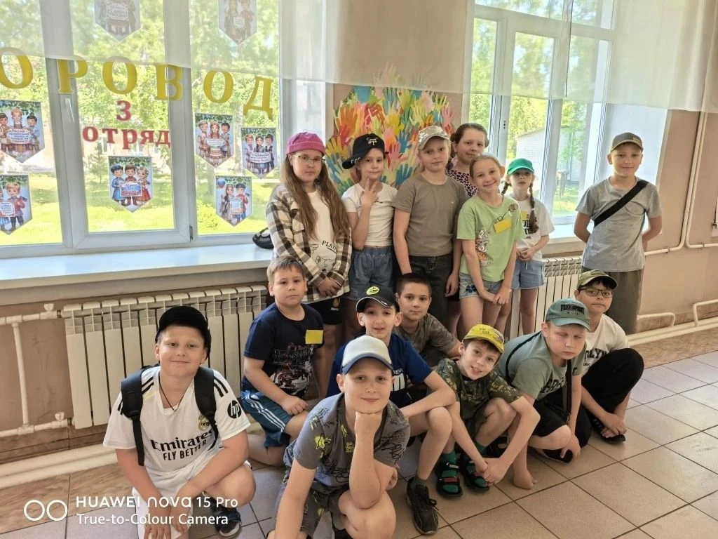 В 3‑м отряде летнего лагеря прошла увлекательная работа над газетами «Народы России»!