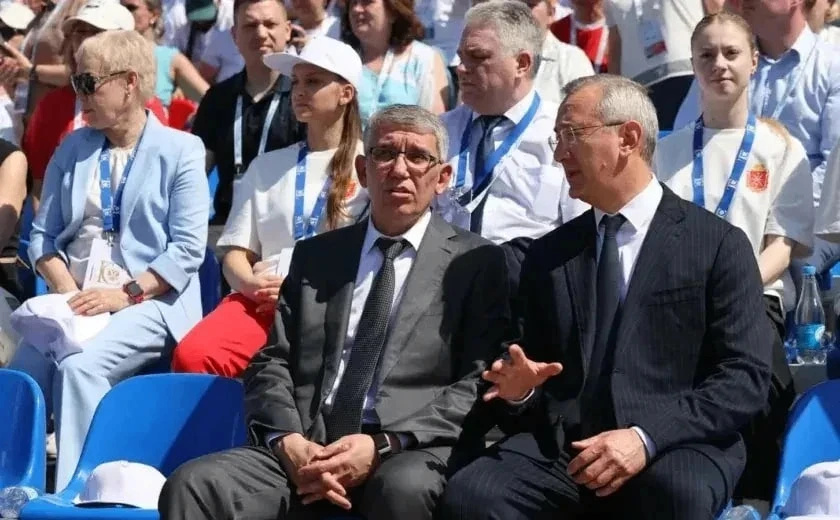 Владислав Шапша принял участие в открытии Первого Всероссийского съезда учителей физкультуры в Туле 