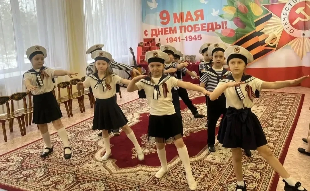 В нашем дошкольном отделении 4-49 МОУ  "СОШ имени А. П.Чехова" состоялось праздничное мероприятие, п