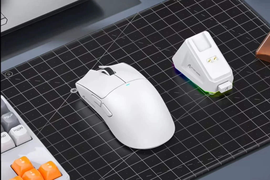 ⚡ Беспроводная игровая мышь Attack Shark X11&R1