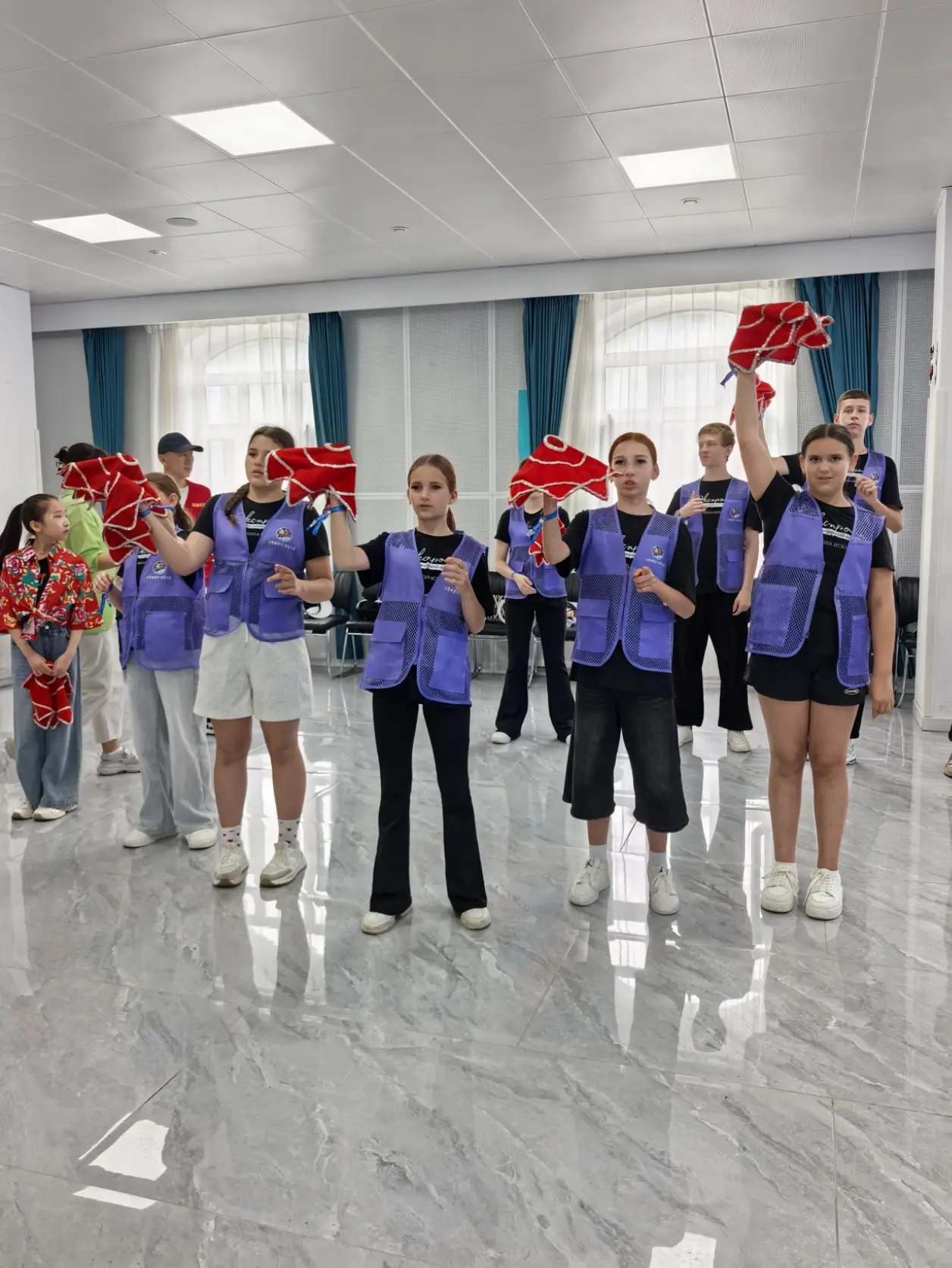 💃 Погружение в китайский народный танец: Янко!