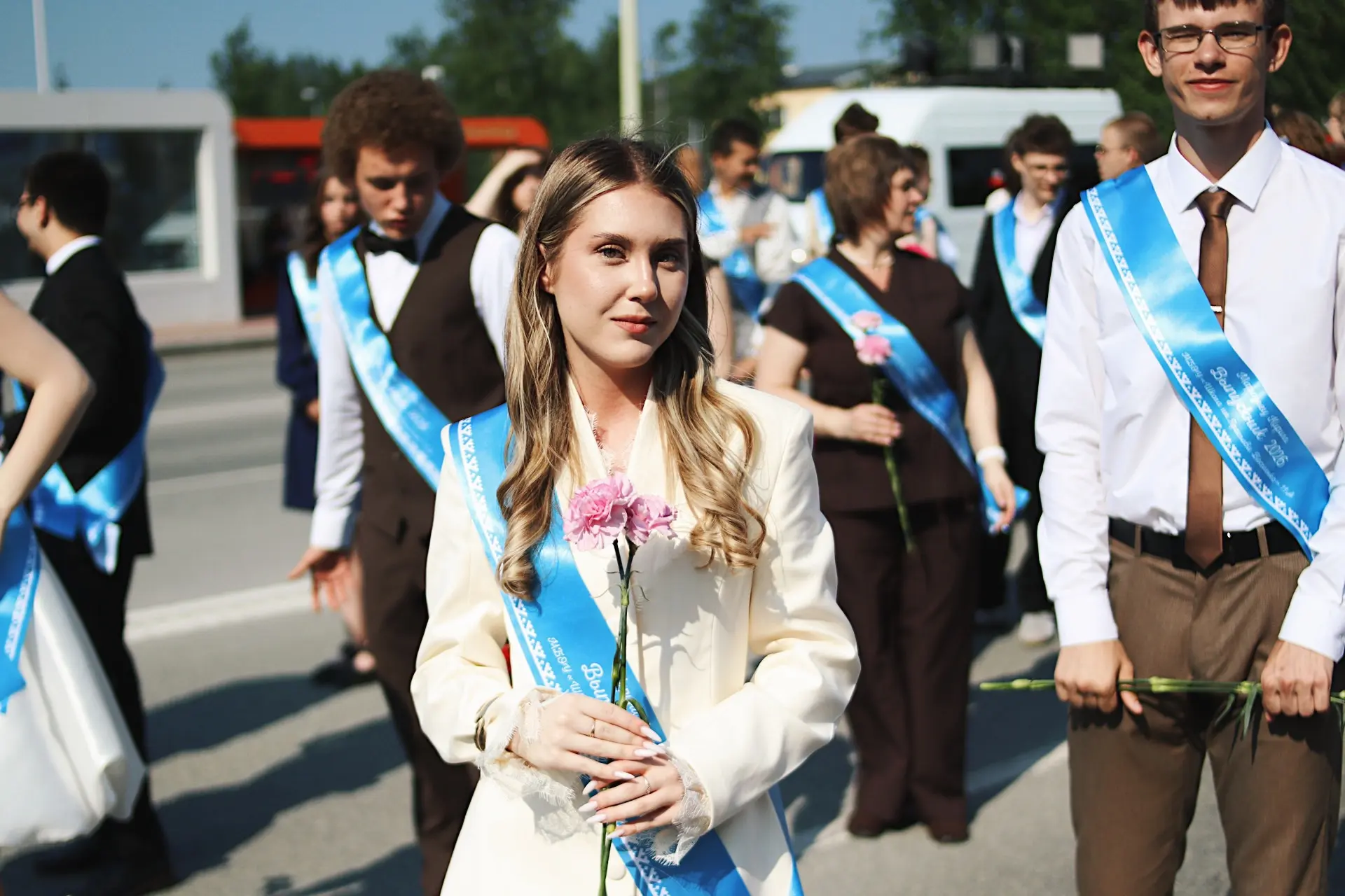 🤍 Наши дорогие выпускники. Вперед — к новым вершинам!