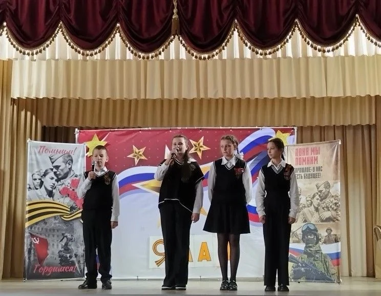 🇷🇺 Школьный Вестник ВЕЛИКАЯ ПОБЕДА В СТИХАХ  📖 Поэтический марафон в школе №23 Накануне празднования