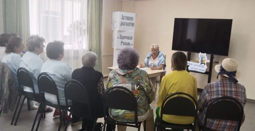 ✅ Страхование — это просто и важно: ликбез для долголетов💼
👥 В нашем Центре в рамках повышения пра